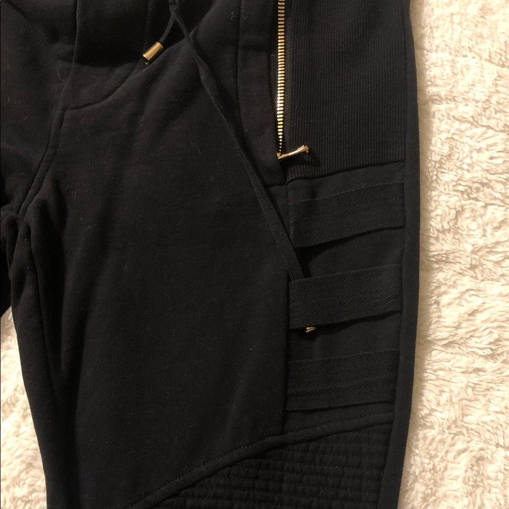 Balmain women Black Joggers with Gold Logo Script
Like New - Picture 10 of 10